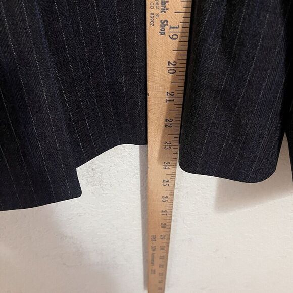 Vintage Peabody House Womens Size 7/8 Wool Blazer Grey Pinstripe Office Siren - Picture 9 of 9